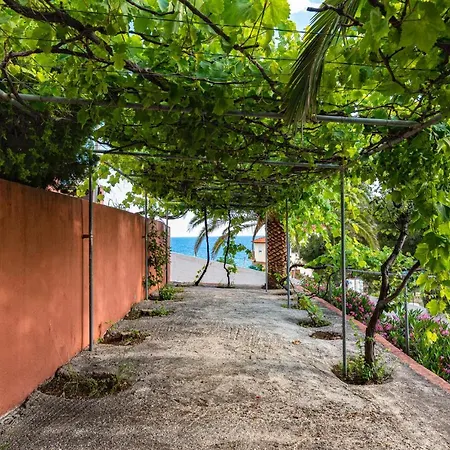 아파트호텔 Gonates