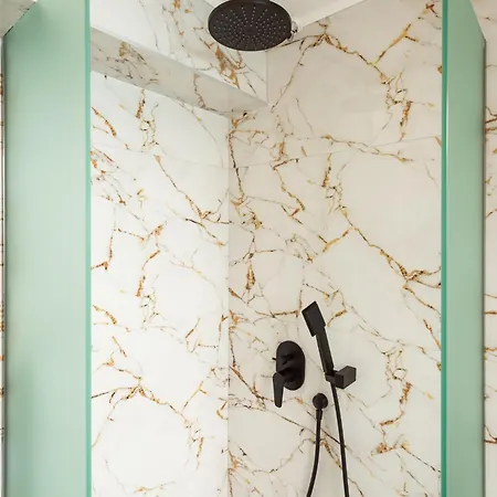 Gonates 아파트호텔 리메나리아