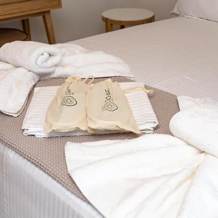 Gonates 아파트호텔