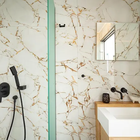 Gonates 아파트호텔 4*