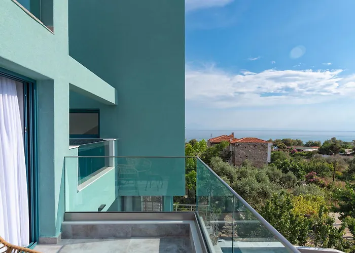 Gonates Apartahotel 4*